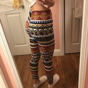 Tribal print leggings